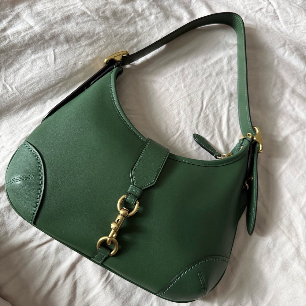 Coach Hamptons Hobo Re-Edition in Hunter Green - Picture 1 of 5
